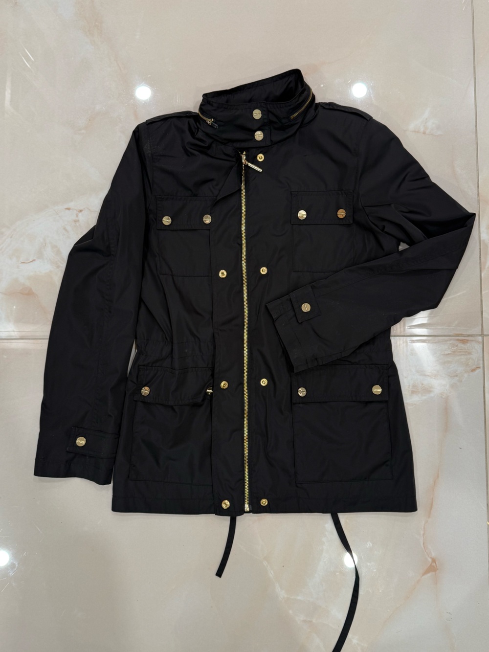 Calvin Klein Windbreaker/Raincoat Jacket with Packable Hood and Gold hardware